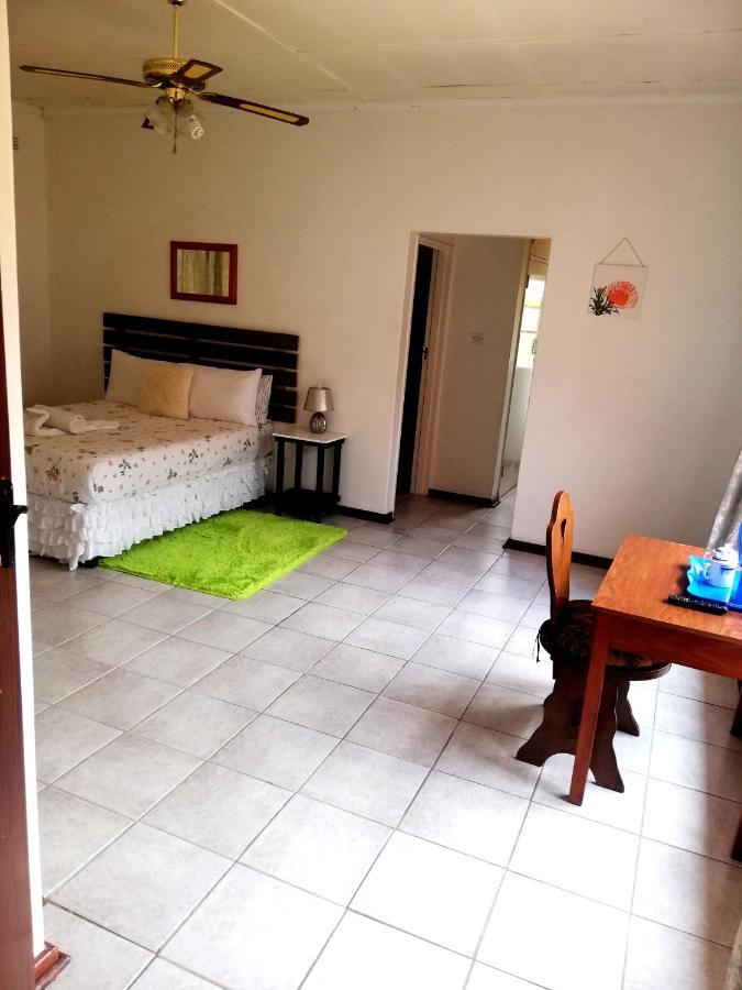 Savanna Bulawayo Dış mekan fotoğraf