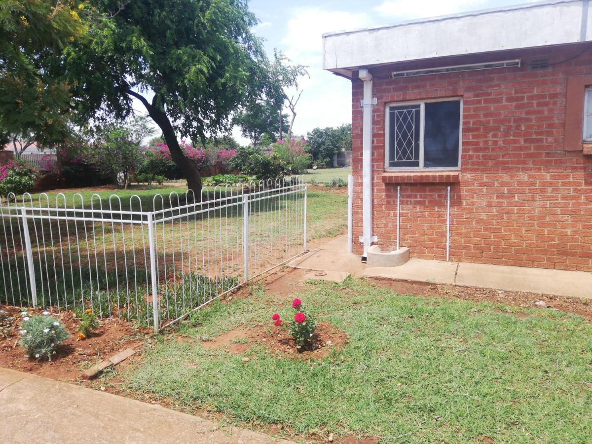 Savanna Bulawayo Dış mekan fotoğraf
