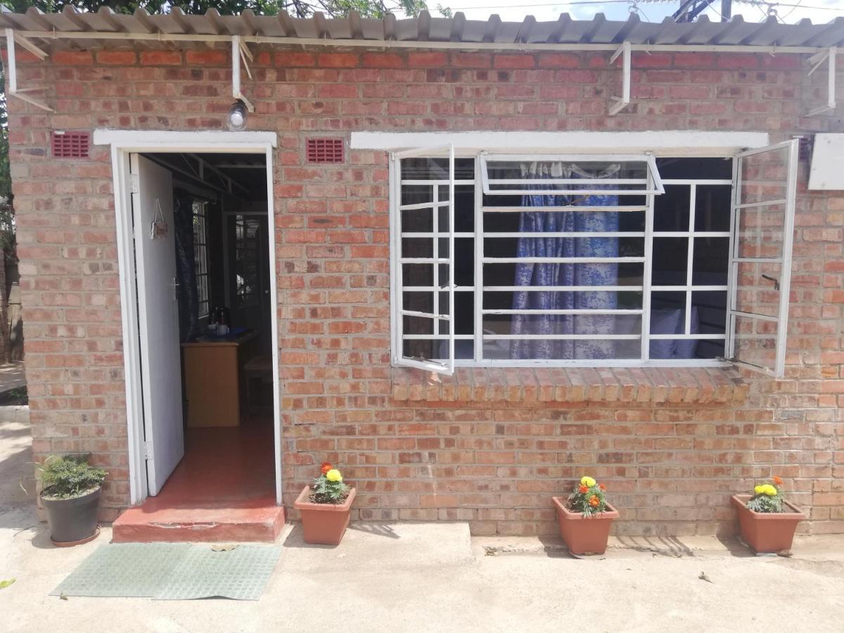 Savanna Bulawayo Dış mekan fotoğraf