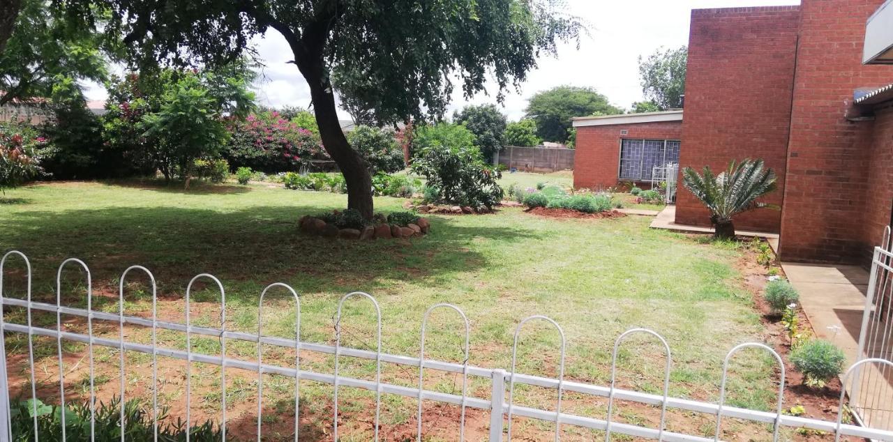 Savanna Bulawayo Dış mekan fotoğraf