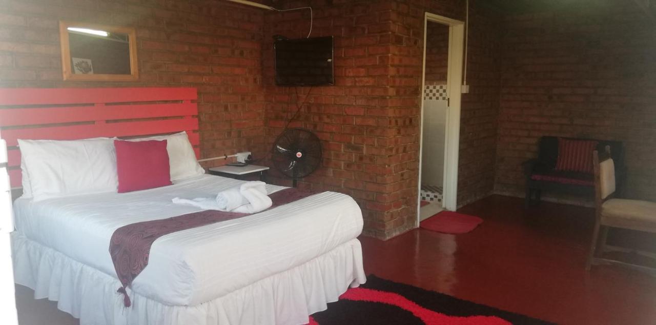 Savanna Bulawayo Dış mekan fotoğraf