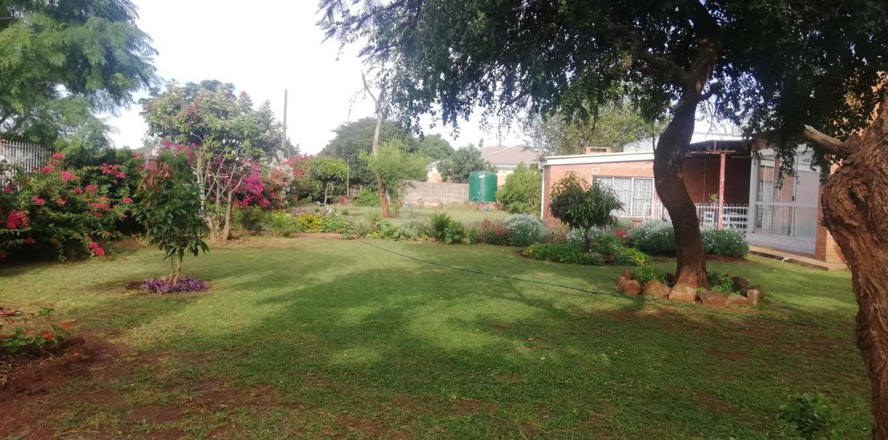 Savanna Bulawayo Dış mekan fotoğraf